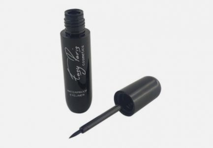 Eyeliner color negro