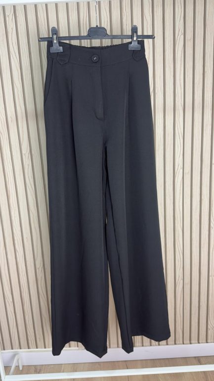 PANTALÓN PINZA ACAMPANADO NEGRO